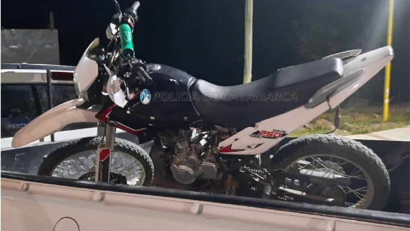 Evadió un control y lo atraparon llevando una bolsa con 139 gr. de marihuana