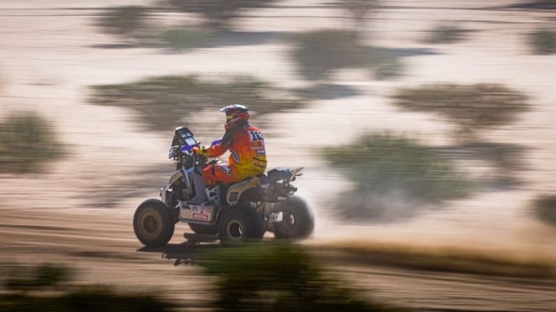 Dakar: Sainz, líder; Benavidez y Copetti, mejores argentinos