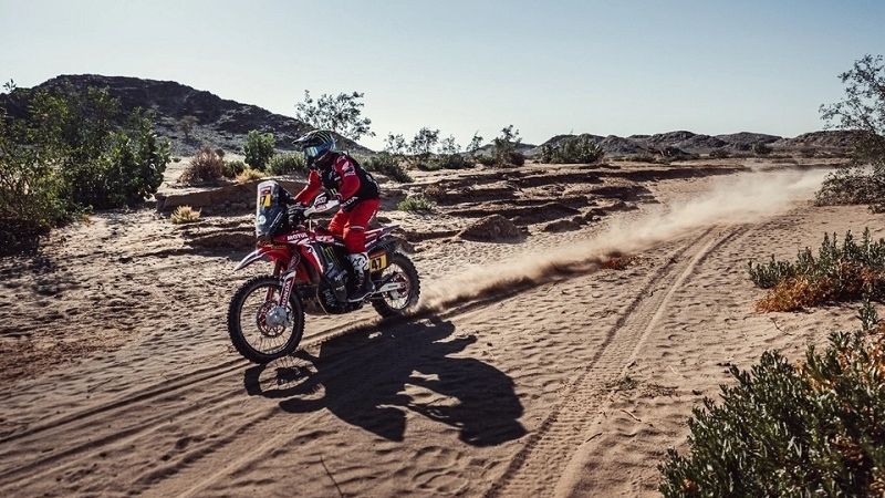 Dakar: Sainz, líder; Benavidez y Copetti, mejores argentinos