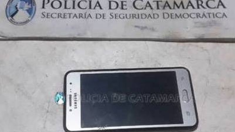 Le robó el celular, escapó y lo atraparon