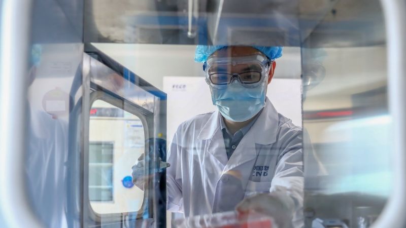 Negocian la compra de vacunas contra el coronavirus china Sinopharm