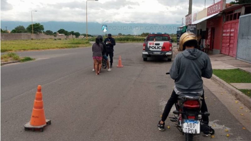 La Policía salió a patrullar para sancionar a los incumplidos
