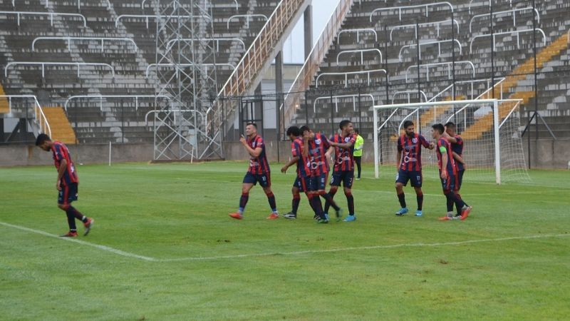 San Lorenzo ganó y quedó a otro triunfo para clasificar