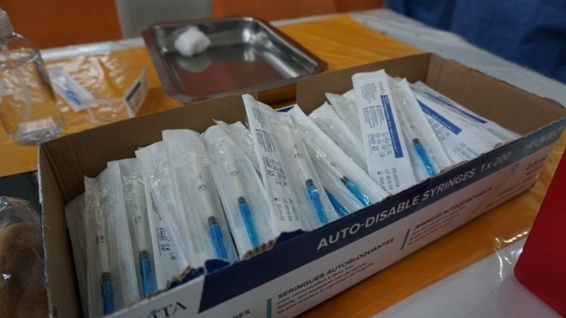 Comenzó la vacunación a personal de Salud de la Capital