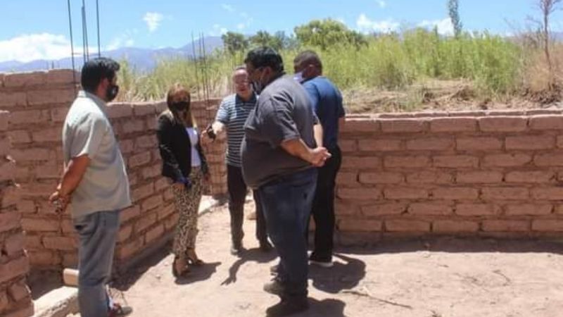Paulón recorrió obras en Fiambalá