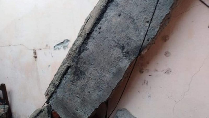 Lavalle: cayó el techo de una vivienda