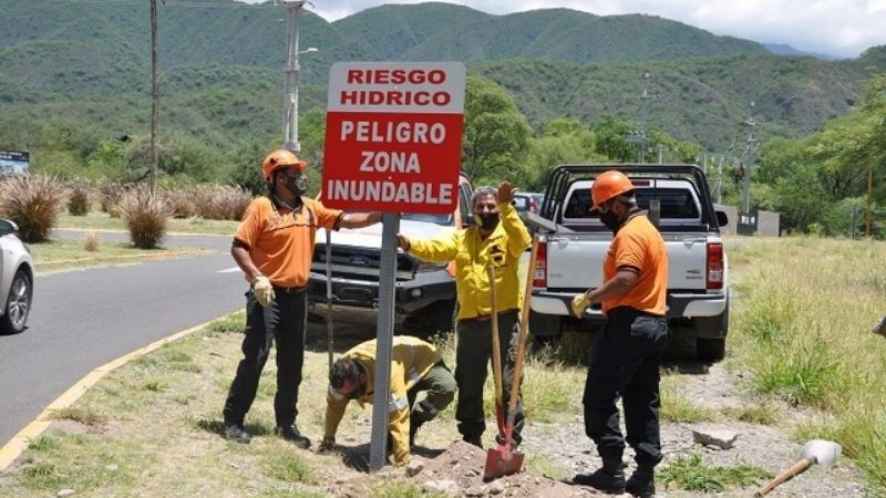 Continúa la intervención en el Río El Tala