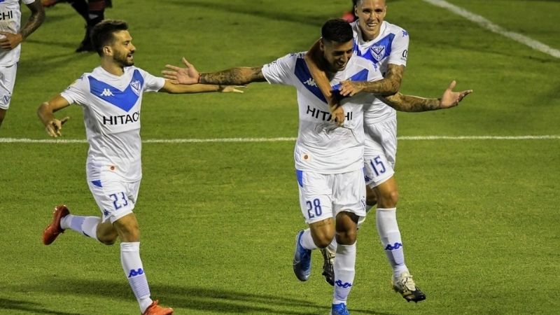 Vélez venció a Godoy Cruz y es finalista de la Complementación