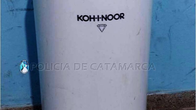 Denunció a su hijo por el robo de un secarropas