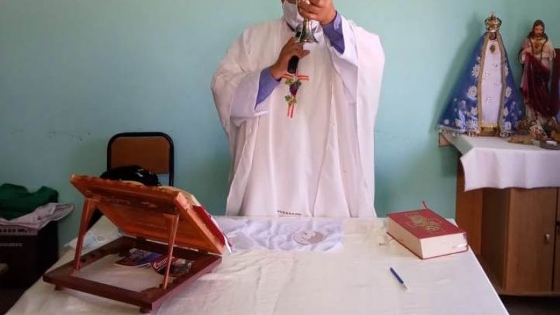 Primera transmisión radial de la Misa en la cárcel