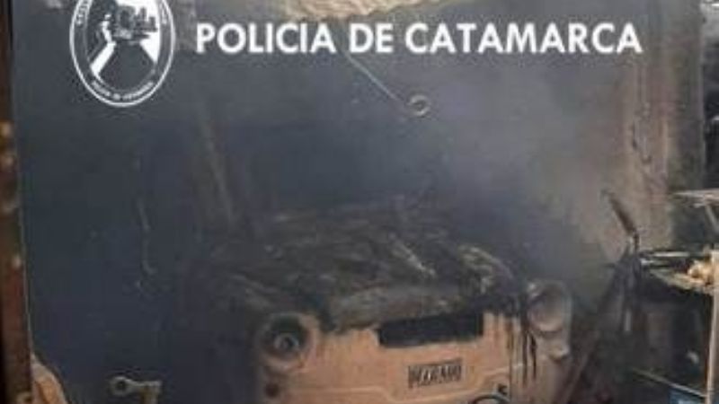 Bomberos apagaron un incendio en un taller electromecánico