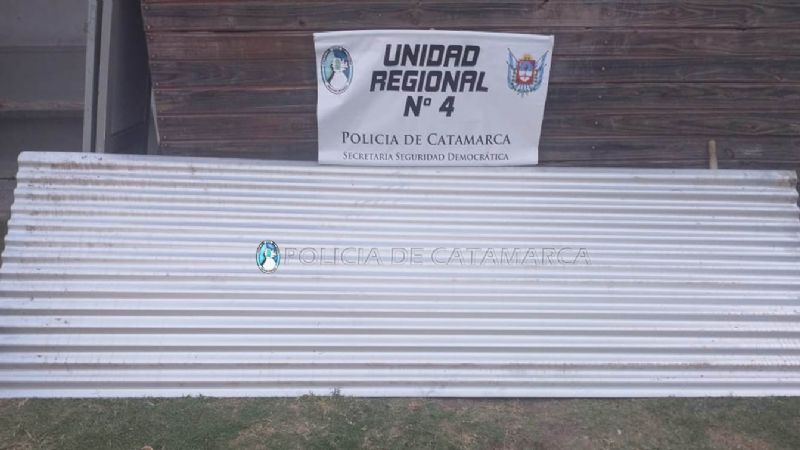 Devolvió chapas robadas que compró de buena fe