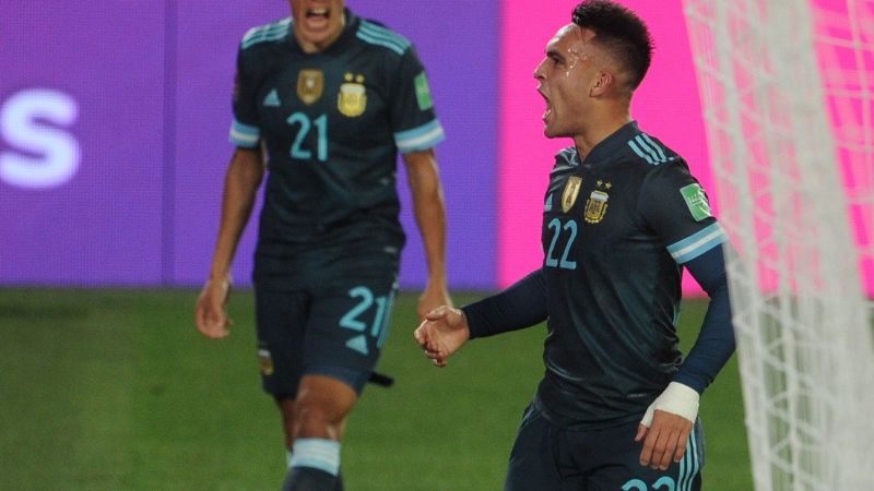 Argentina le ganó 1-0 a Perú y quedó a un paso de Qatar 2022
