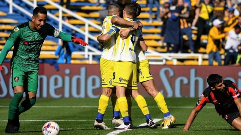 Platense venció a Racing y “revivió” los fantasmas