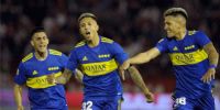 ALMENDRA Y VÁZQUEZ, dos de los juveniles goleadores de Boca, ante Huracán.