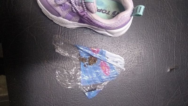 Oculta en una zapatilla, intentaron ingresar droga al penal de Miraflores