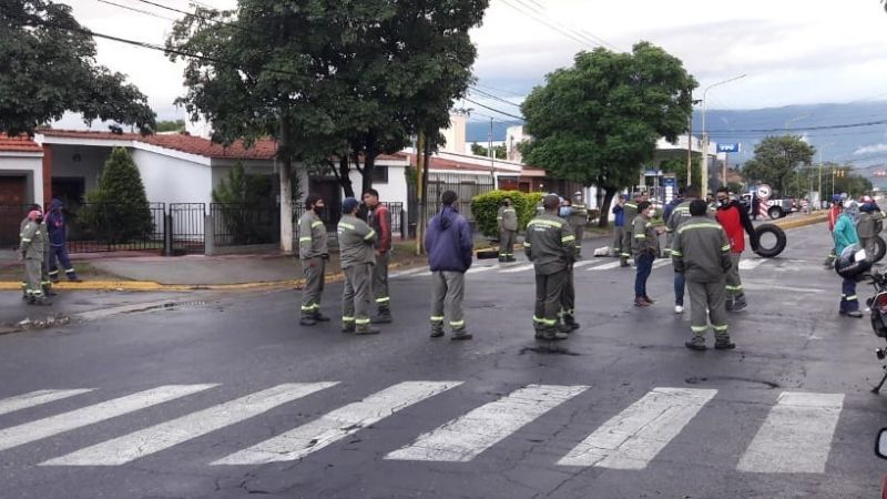 Comenzó otra semana de protesta por el conflicto del SOEM