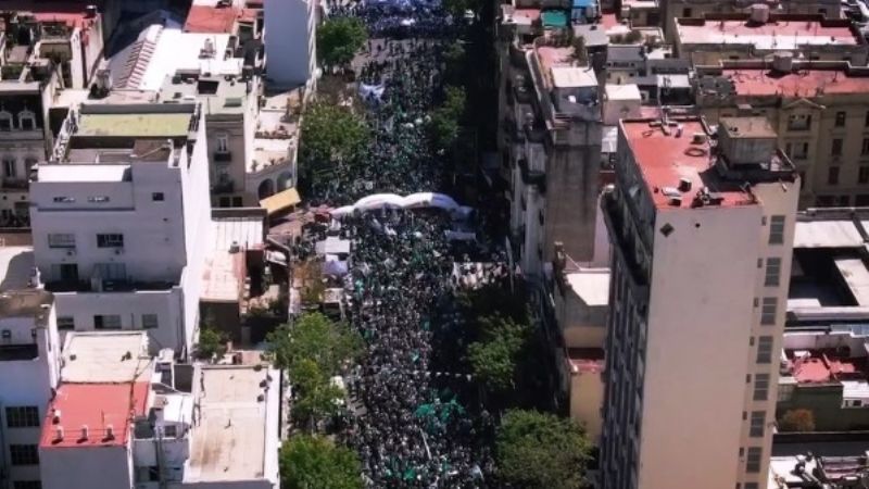 La CGT festejó su Día de la Lealtad y mostró su capacidad de movilización