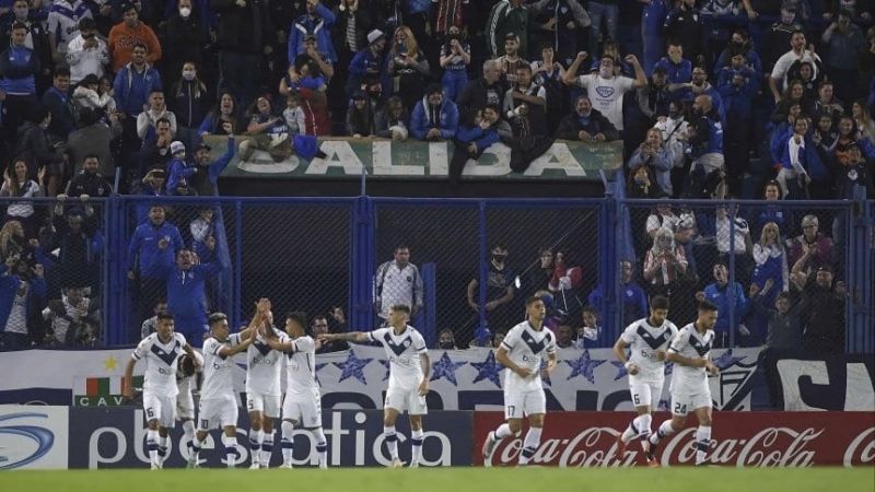 Tras un partidazo Vélez e Independiente siguen expectantes