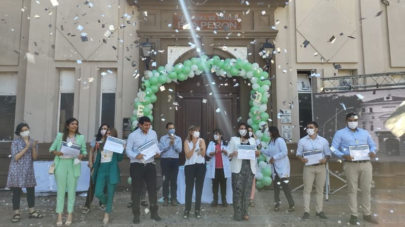 Colación de residentes de Pediatría y Terapia Intensiva