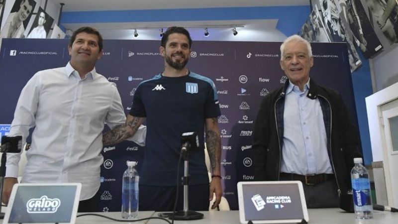 Fernando Gago fue presentado y ya trabaja en Racing