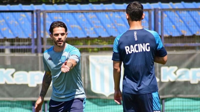 Gago debuta con Racing ante Central, en Rosario