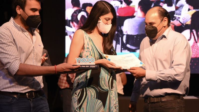 Entrega de certificados del curso de Desarrollo Web