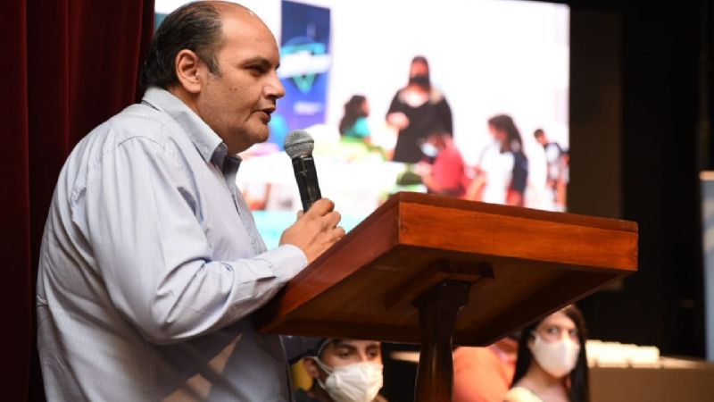 Entrega de certificados del curso de Desarrollo Web