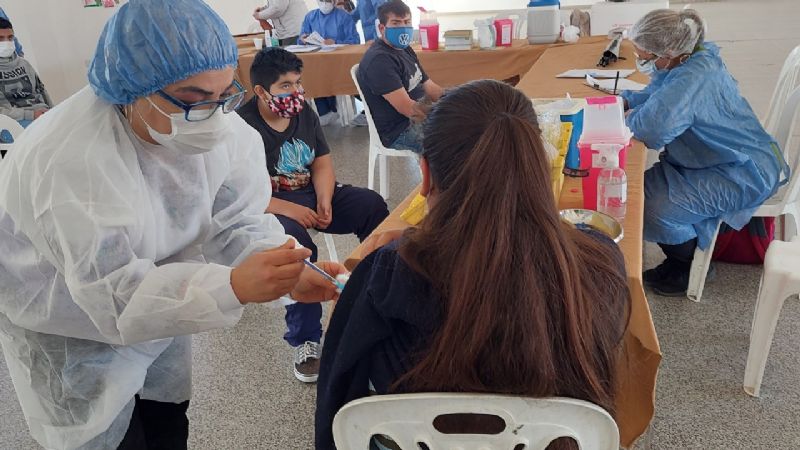 Cronograma de vacunación para hoy en Capital y el interior
