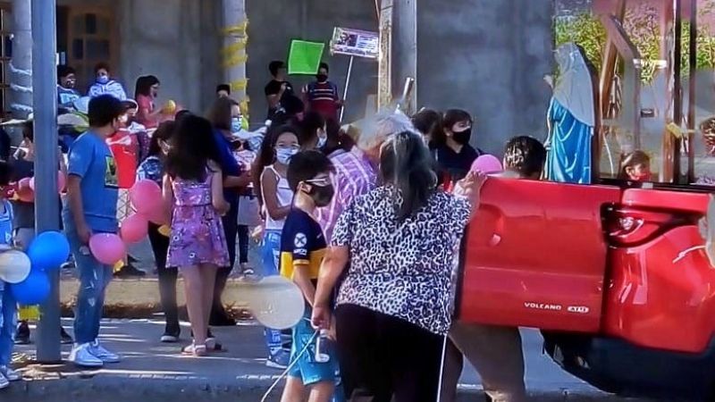 La imagen de la Sagrada Familia visitó la comunidad del barrio Achachay