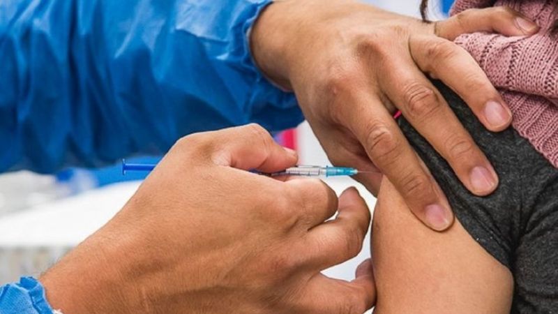 Llegan tres cargamentos con un total de 414 mil vacunas Cansino