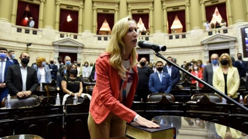 Asumió Julieta Marcolli