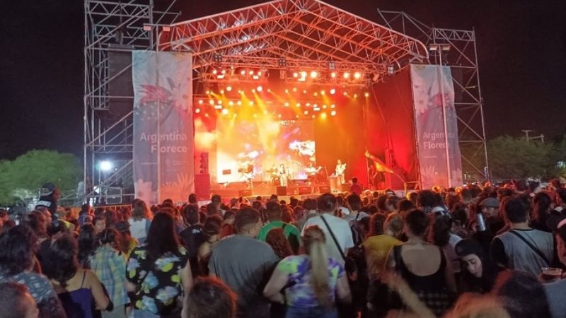 Argentina Florece en Catamarca, con Los Del Fuego y Natalie Pérez