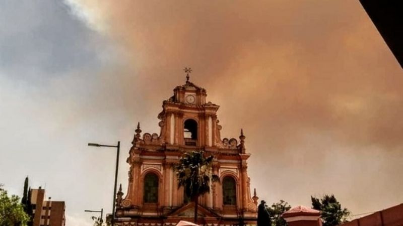 Defensa Civil lleva tranquilidad a la población por humo que cubre la ciudad