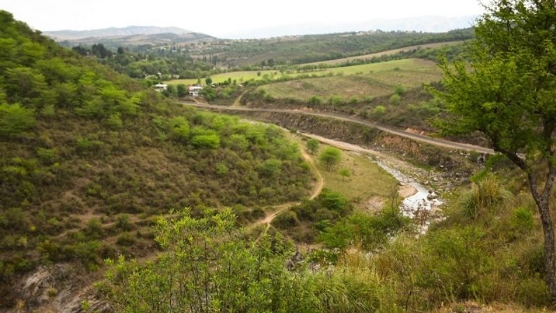 Paclín mejora la conexión vial entre sus localidades
