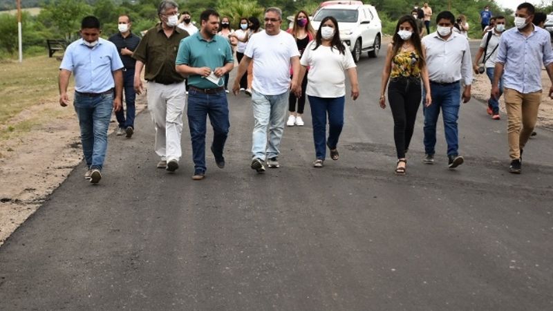 Paclín mejora la conexión vial entre sus localidades
