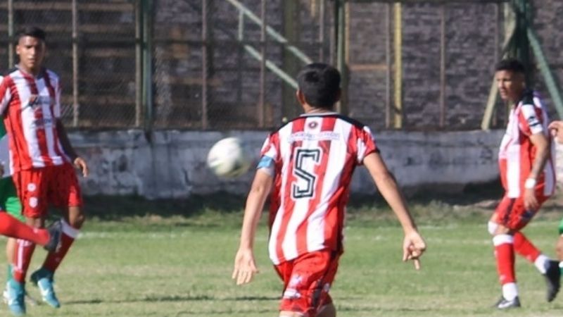 Villa Cubas le ganó a Chacarita y salió del fondo