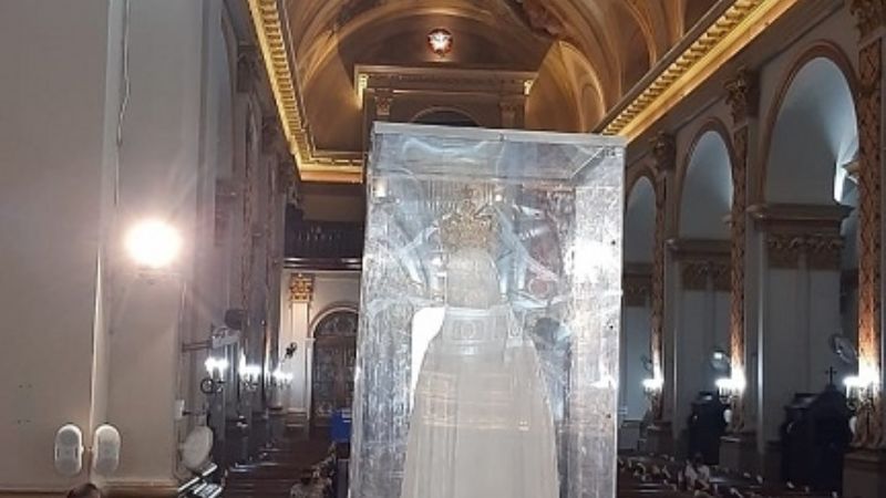 Emotiva bienvenida a la imagen peregrina de la Virgen de Fátima