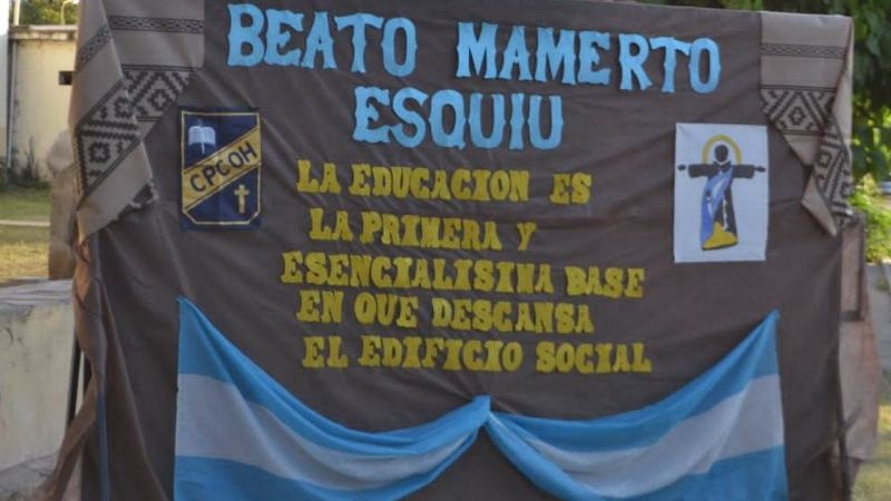 El colegio Clorinda Orellana Herrera recibió las reliquias del Beato Esquiú
