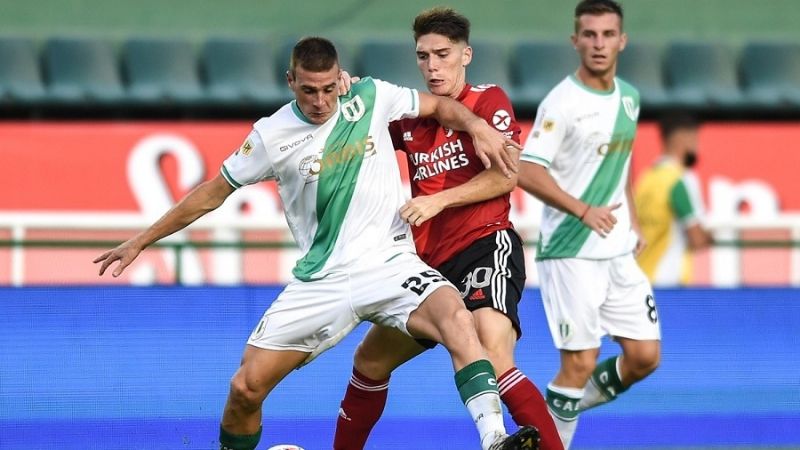 River visita a Banfield con muchas ausencias