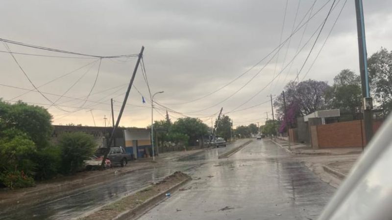 La tormenta provocó daños en el sistema eléctrico del Este