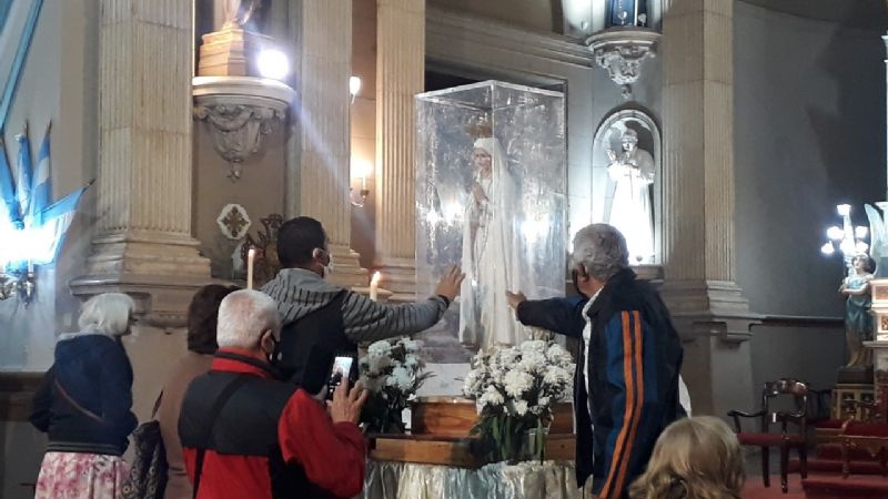 Celebran de la Solemnidad de todos los Santos en la Catedral