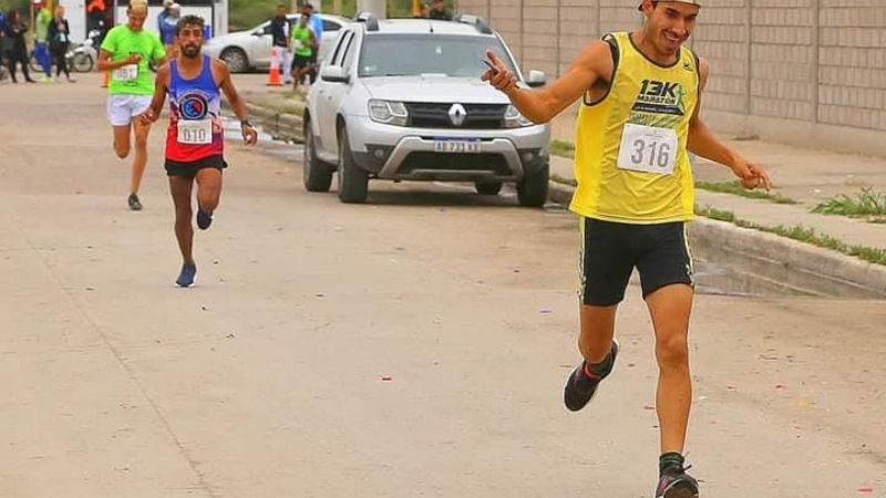 Atletas catamarqueños con podios en Santiago