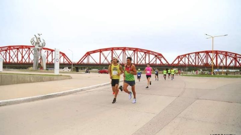 Atletas catamarqueños con podios en Santiago