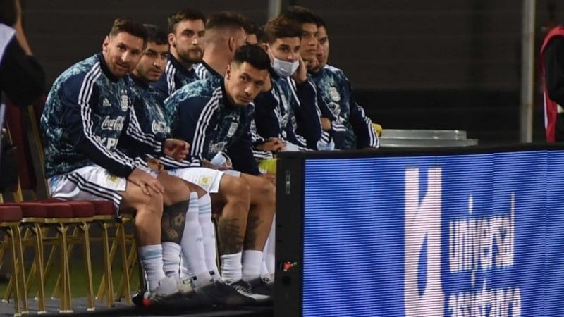 La noticia fue que Messi jugó apenas 15 minutos, ingresando desde el banco