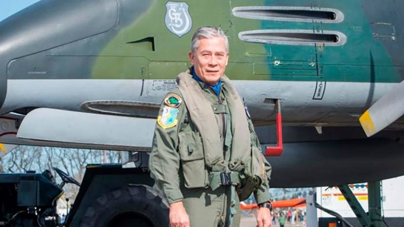 Combatió en Malvinas y se retira en Aerolíneas Argentinas después de volar 47 años