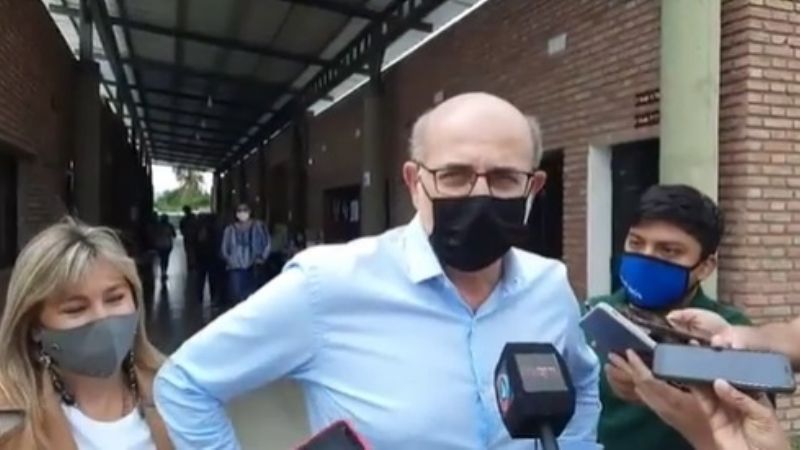 Fama también apuntó a la dádivas del Gobierno