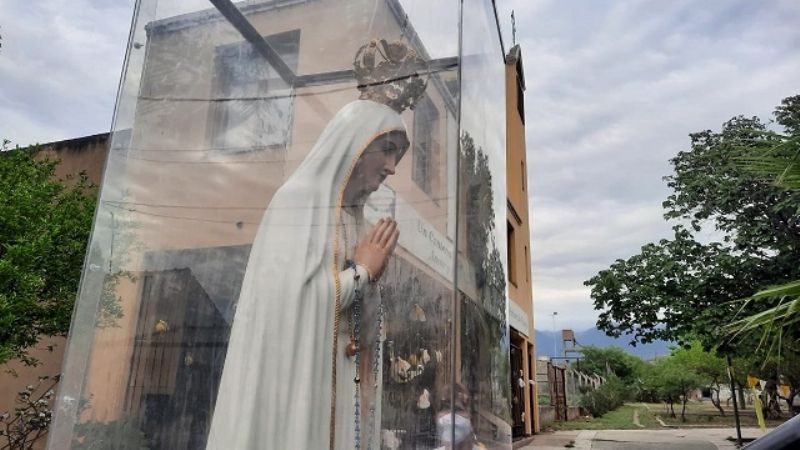La Virgen de Fátima finalizó su visita al B° General Paz