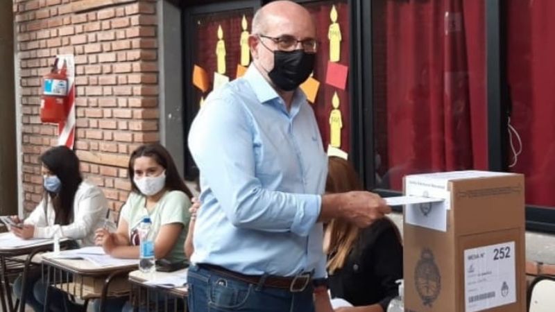 Fama también apuntó a la dádivas del Gobierno