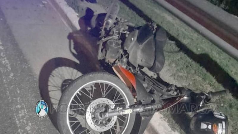 Joven se cayó de la moto y debió ser asistido en Aconquija